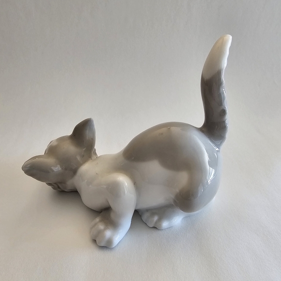 Vint. LLADRO, CAT Figurine - #5112, Attentive Cat, Come Play w Me - Picture 4 of 10